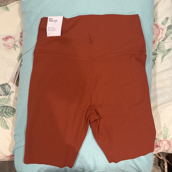 Nike Yoga Luxe 7” Tight Shorts - Picture 3 of 8